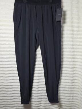 0347 Ten Thousand Tech Jogger